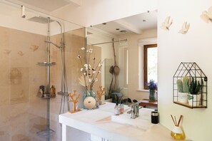 Shower, hair dryer