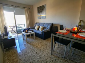 TV - PUESTA DE SOL RENTALS 3BJ (PLAYA SAN JUAN)