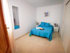1 bedroom, iron/ironing board, Internet, bed sheets