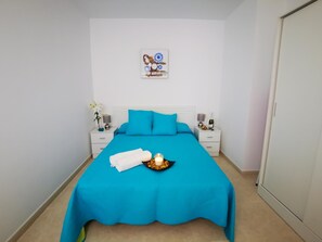 1 bedroom, iron/ironing board, internet, bed sheets