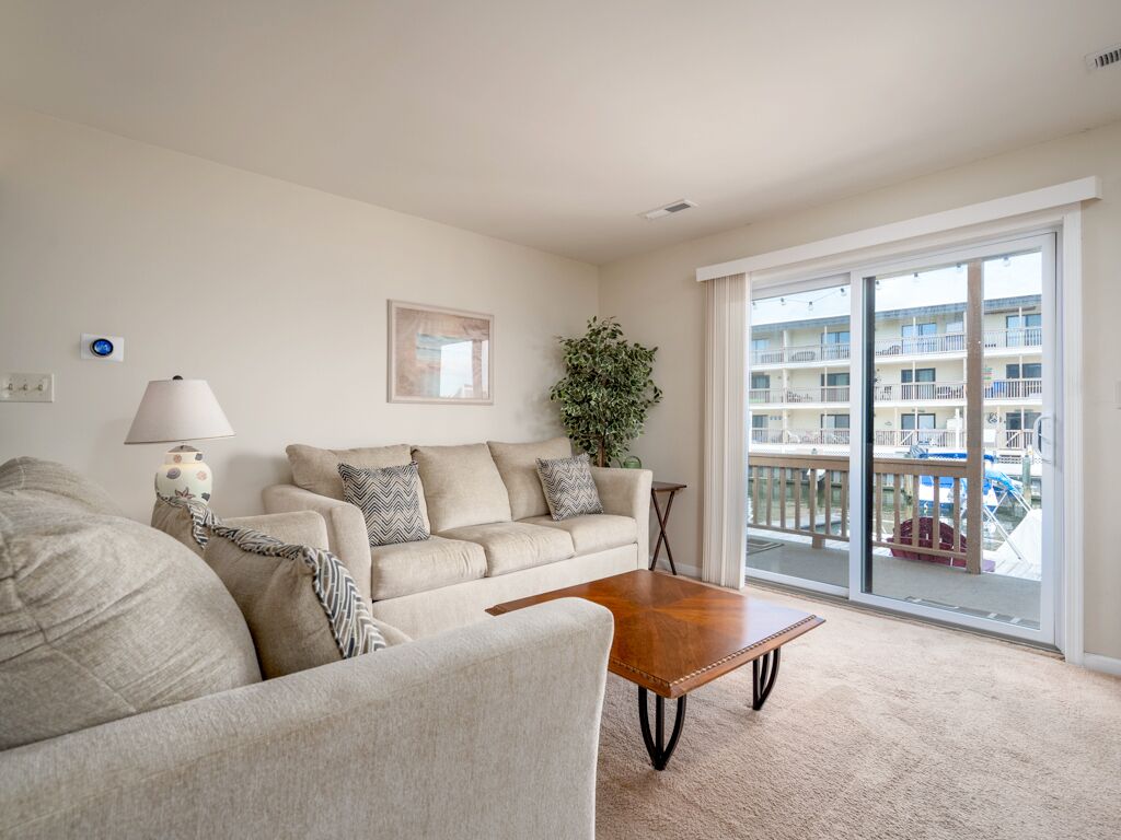 New Listing!  Two Bedroom, 2 bath 115th St Bayside