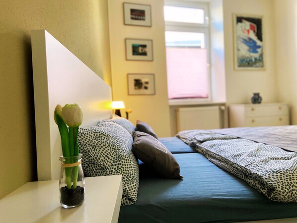 1 bedroom, free WiFi, bed sheets