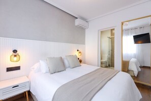 4 chambres, fer et planche à repasser, Wi-Fi, draps fournis