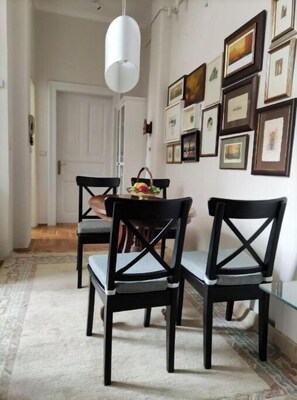 Dining - JUST FOR YOU (Zagreb)