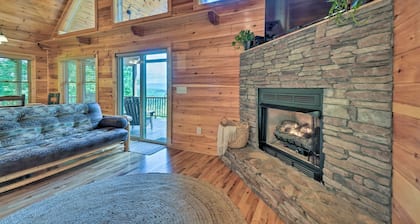 ‘Hiwassee Hideaway' Cabin w/ Mountain Views!