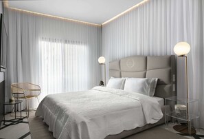 Desk, iron/ironing board, free WiFi, bed sheets - King George - King Suite (Jerusalem)