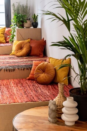 Lobby sitting area - PAME Wild (Athens)