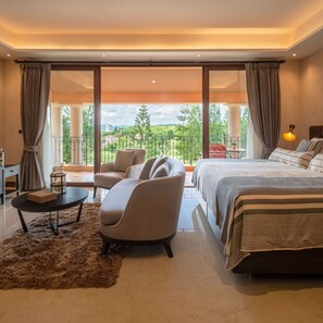 Superior Suites | Free minibar items, in-room safe, desk, blackout drapes
