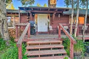 Exterior - 'Moose Park Lodge' Charming Walden Retreat! (Walden)