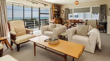 Fernseher, TischfuĂball