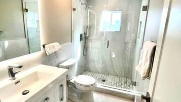 Bañera, secador de pelo