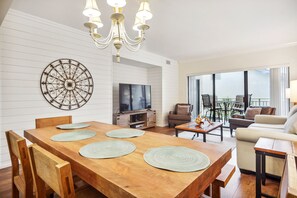 Interior - Shorewood 231 - Beautifully Furnished 2BR/2BA Ocean Side Unit (Hilton Head Island)