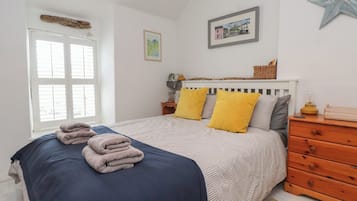 2 bedrooms, individually decorated, individually furnished, free WiFi