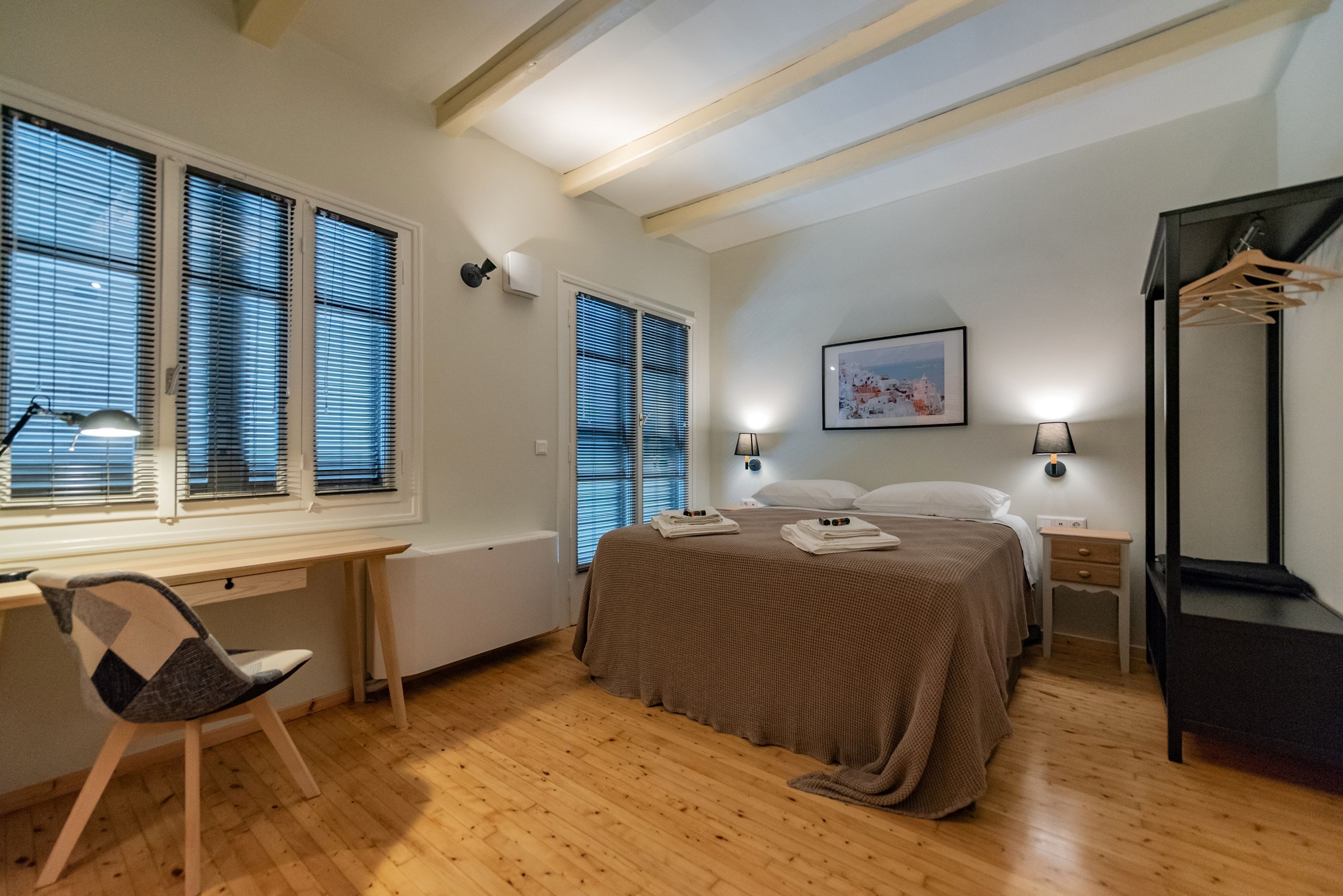 3 Schlafzimmer, Schreibtisch, Bügeleisen/Bügelbrett, Reisekinderbett