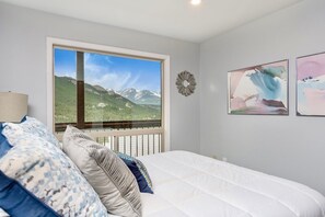 Condo, 4 Bedrooms | 4 bedrooms, free WiFi