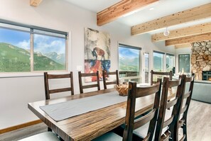 Condo, 4 Bedrooms | Dining