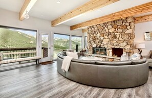 Condo, 4 Bedrooms | Living area