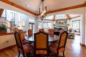 Casa de ciudad, 4 habitaciones | Cocina privada | Refrigerador, horno, cafetera y tetera y tostadora 