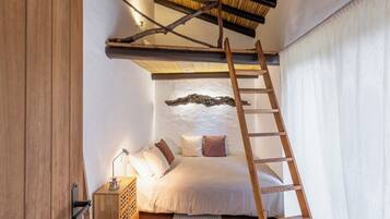 Casa do Moinho 2 | Individually decorated, individually furnished, cribs/infant beds