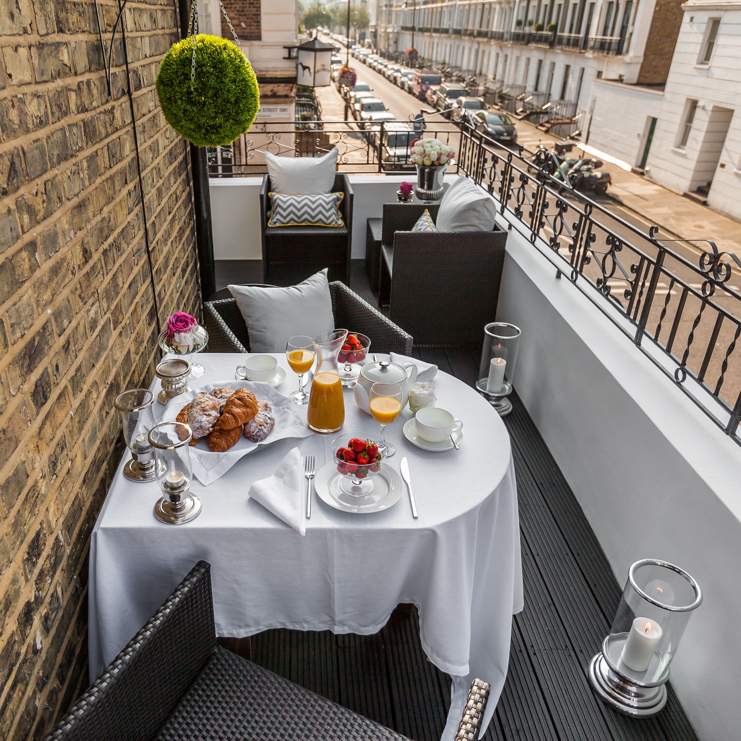 屋外ダイニングエリア