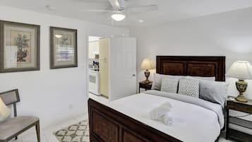 2 bedrooms, desk, iron/ironing board, travel crib