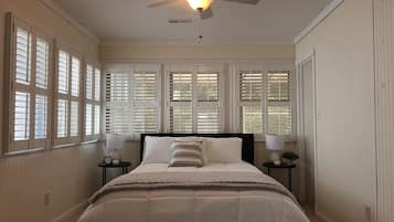 3 bedrooms, iron/ironing board, travel cot, WiFi