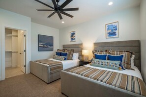 5 bedrooms, iron/ironing board, WiFi, wheelchair access