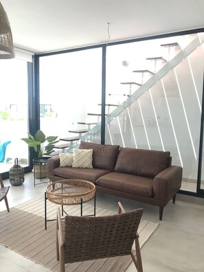 Smart TV - Beautiful new penthouse with large private roof terrace, 400m from the beach (Mar de Cristal)