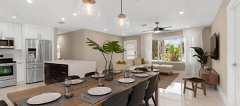 Just minutes driving to the Beach| Amazing Pool