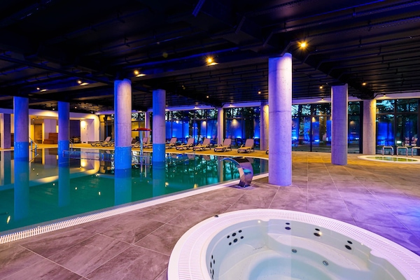 2 indoor pools, open 10:00 AM to 10:00 PM, sun loungers