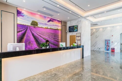 Wuchuan Cafeir Hotel