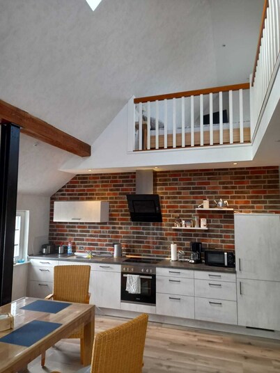 Core-serviced apartment directly on the small dike for up to 4 people