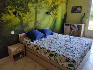 2 slaapkamers, een bureau, gratis wifi, beddengoed