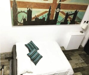 1 bedroom, free WiFi, bed sheets