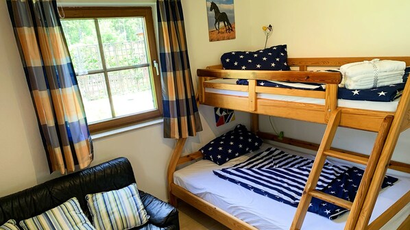 2 Schlafzimmer, Bügeleisen/Bügelbrett, kostenloses WLAN, Bettwäsche