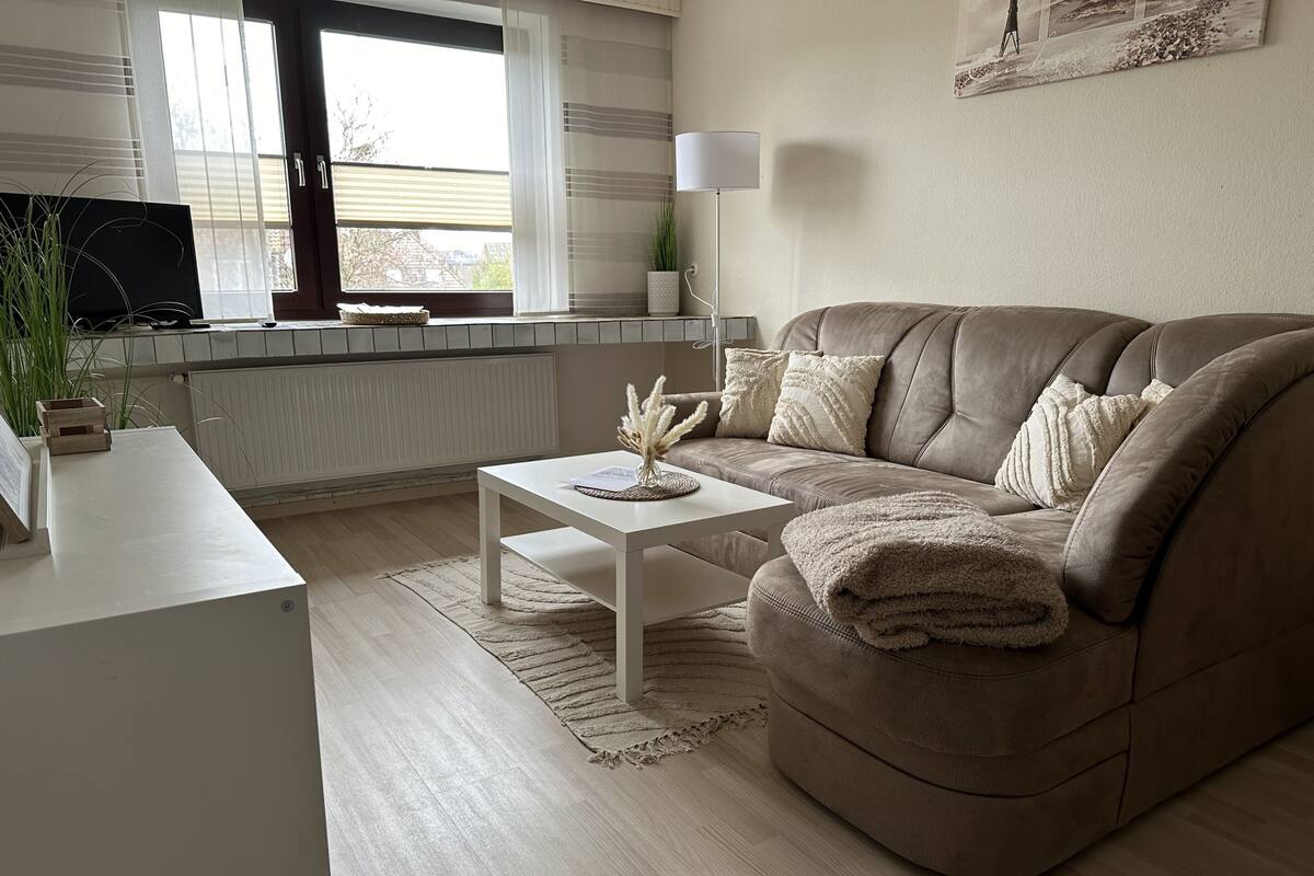 Tremannsrom – familie, privat bad, hageutsikt (Hinterhaus Wohnung 4) | Lounge