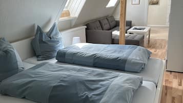Standard Studio, Private Bathroom, Courtyard View (Blockhaus Wohnung 3)