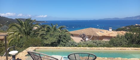 Alberca al aire libre