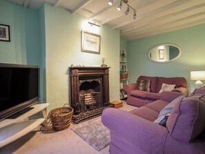 Cottage | Living area