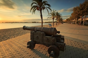Platja a a prop