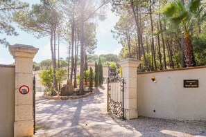 Enceinte de l’hébergement