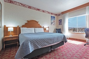 1 bedroom, desk, free WiFi, bed sheets