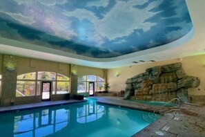 Piscina interna, piscina aquecida