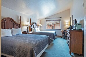 2 bedrooms, desk, free WiFi, bed sheets