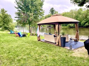 Property grounds - Riverfront Cottage and Cabana. 3-bedroom, 2 bath on the Lazy, Great Chazy, River (Champlain)