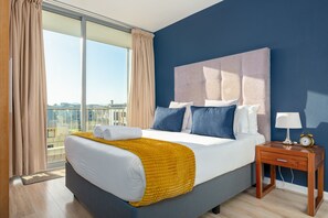 1 habitación y espacio para trabajar con laptop 