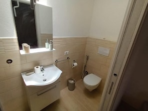 Shower, bidet