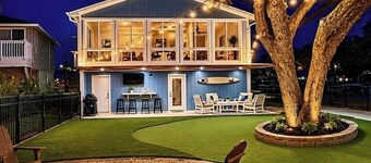 Waterfront home with dock, deck, firepit, grill, kitchen & wet bar