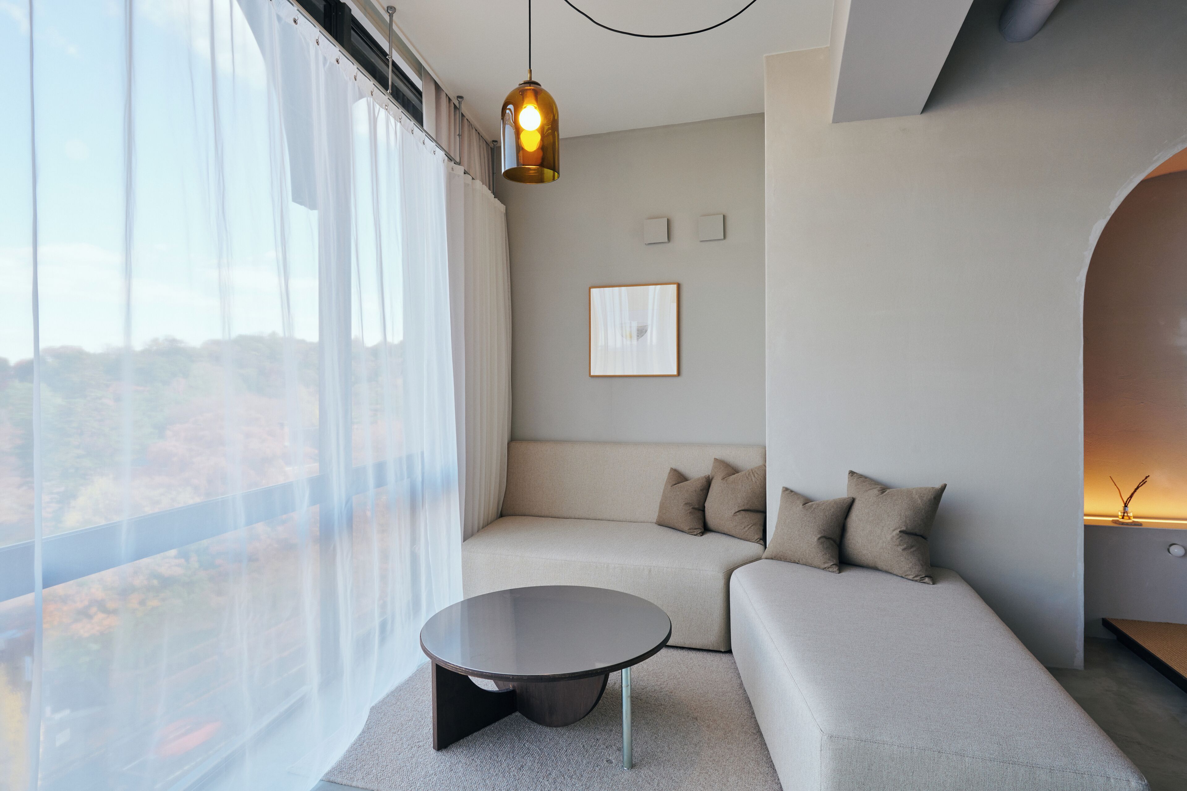 City kamer, 1 kingsize bed, en-suite badkamer, uitzicht op stad | Woonruimte