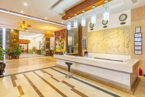 Interior - Mango Sea View Hotel (Sanya Nanbian, Hailu Huitou) (Sanya)